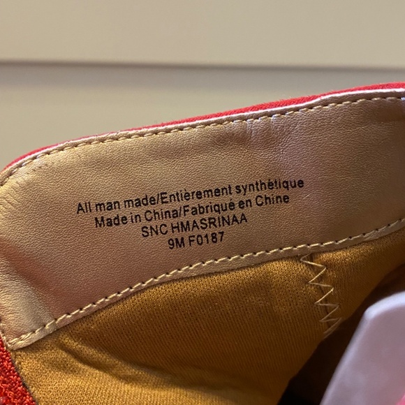 Women's boots in Red - Picture 4 of 8